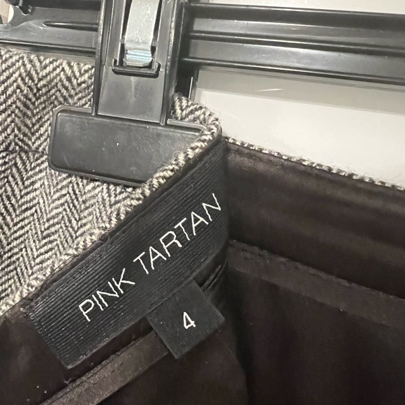Pink Tartan Light Gray Wool Skirt size 4 with a black lining inside. - Picture 6 of 6